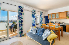 DOM CARLOS - Apartamento para 6 com AC e vista fabulosa sobre o rio Arade